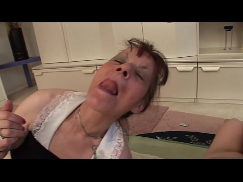 ❤️ Dos abuelas y un abuelo hacen un trío ❤️ Follar en es.porn-mz-com.ru ❌️