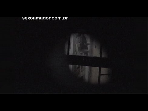 ❤️ Rubia es grabada en secreto por un voyeur del barrio escondido detrás de unos ladrillos huecos ❤️ Follar en es.porn-mz-com.ru ❌️